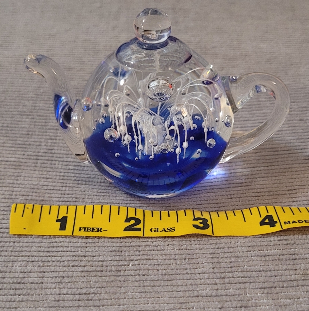 Dynasty Gallery Heirloom Collection Teapot Blue Firework & Bubbles Paperweight - Picture 3 of 5